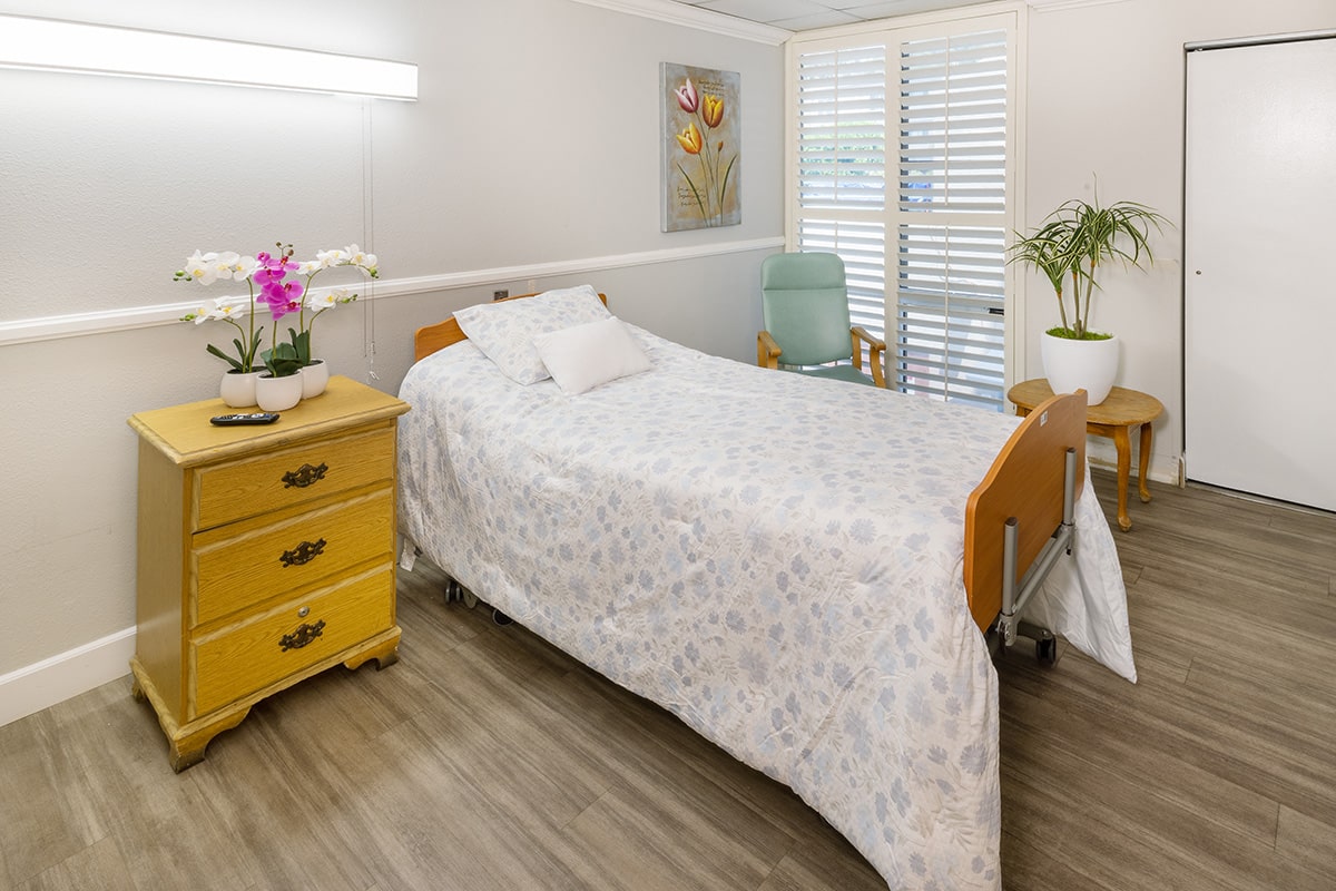 a private room at Country Hills facility